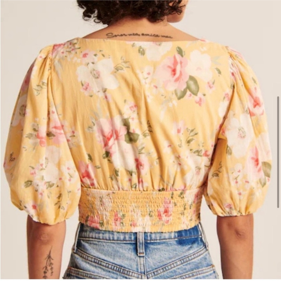 Abercrombie & Fitch Floral Cropped Puff Sleeve Tie Front Gauzy Top Sz Small - Picture 2 of 10